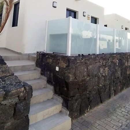 Villa Sun And Sea 4 Front De Mer Playa Rocca Costa Teguise Zewnętrze zdjęcie